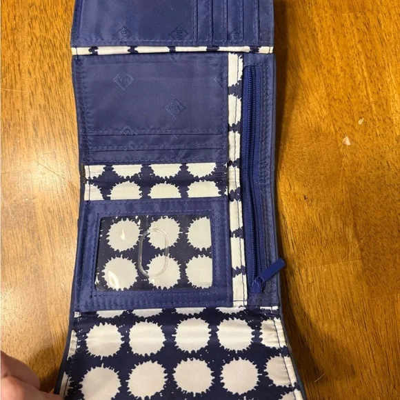 Vera Bradley Blue and White Wallet - Picture 4 of 6